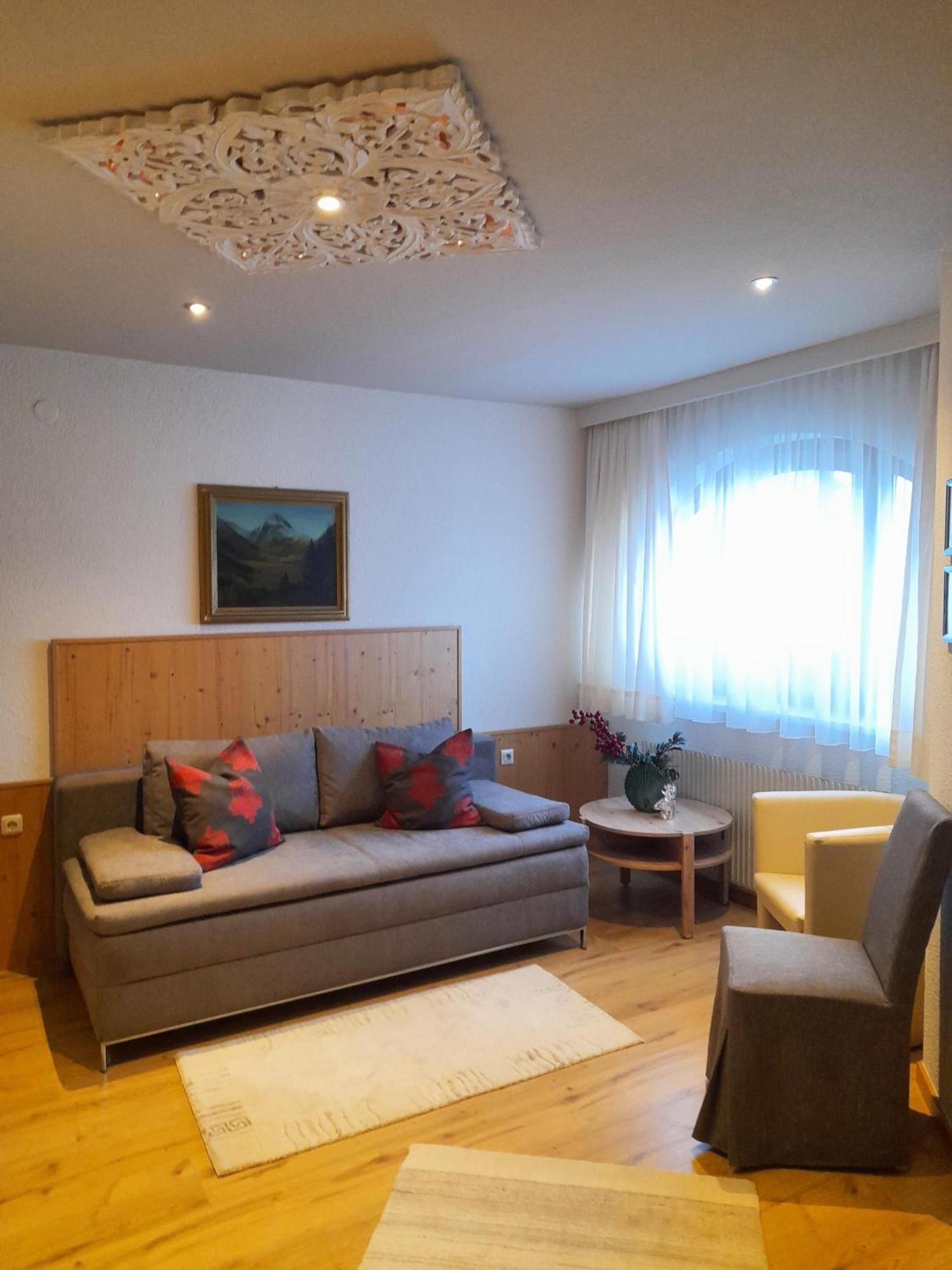 Haus Hamatli Apartment Sankt Anton am Arlberg Bagian luar foto