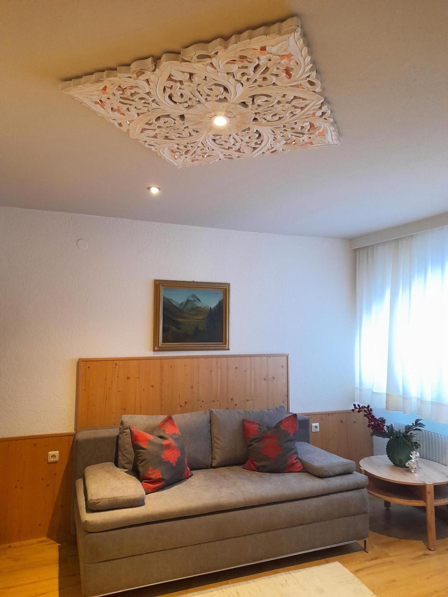Haus Hamatli Apartment Sankt Anton am Arlberg Bagian luar foto